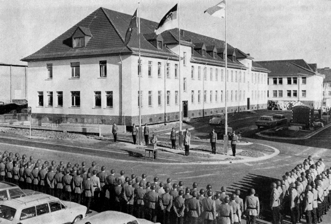 8-april-1974-einzug-2-div-luttich-kaserne