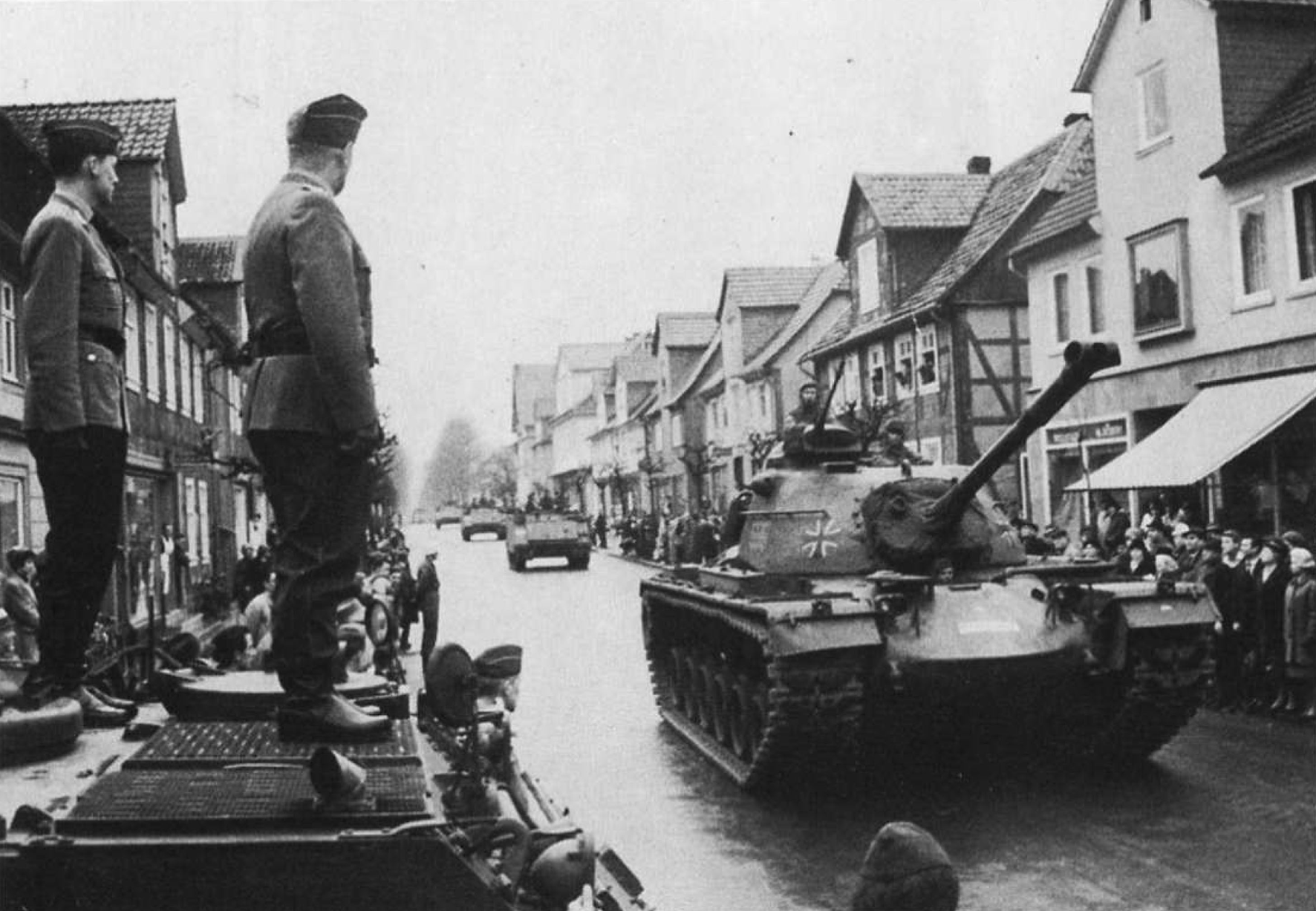 feldparade-pzbtl-44-1962-ko