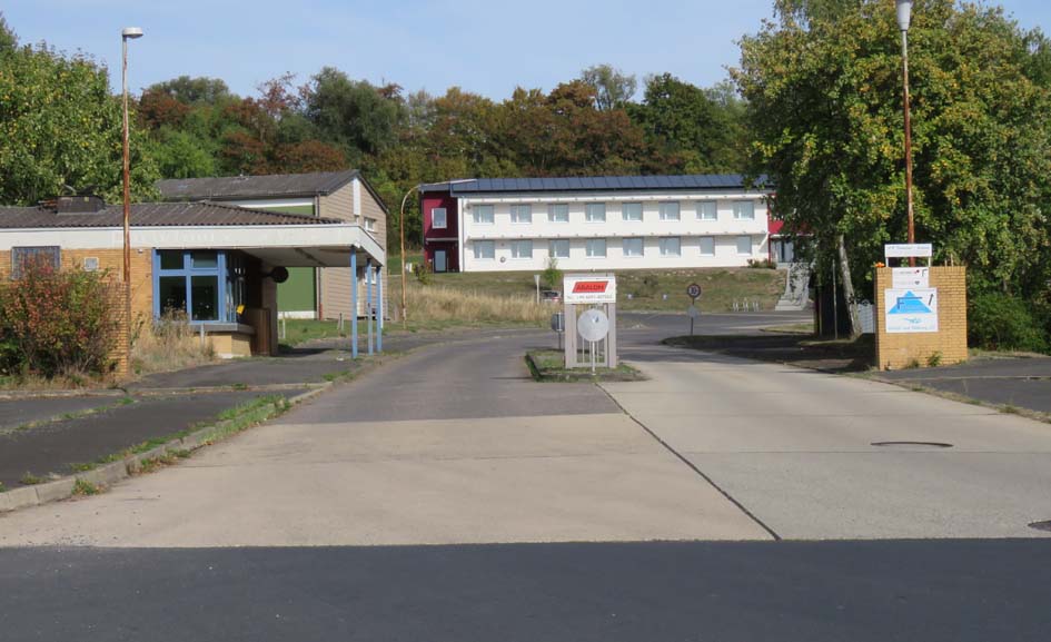 Kasereneinfahrt Harthberg-Kaserne